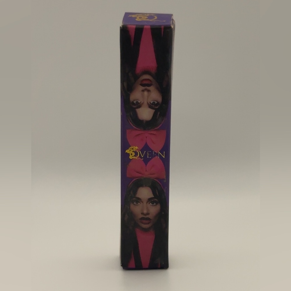 Qveen Bow Down Transparent Brow Glue